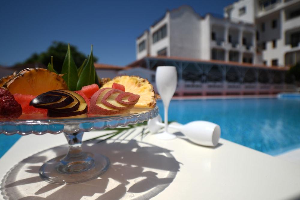 International Resort มอนดราโกเน ภายนอก รูปภาพ
