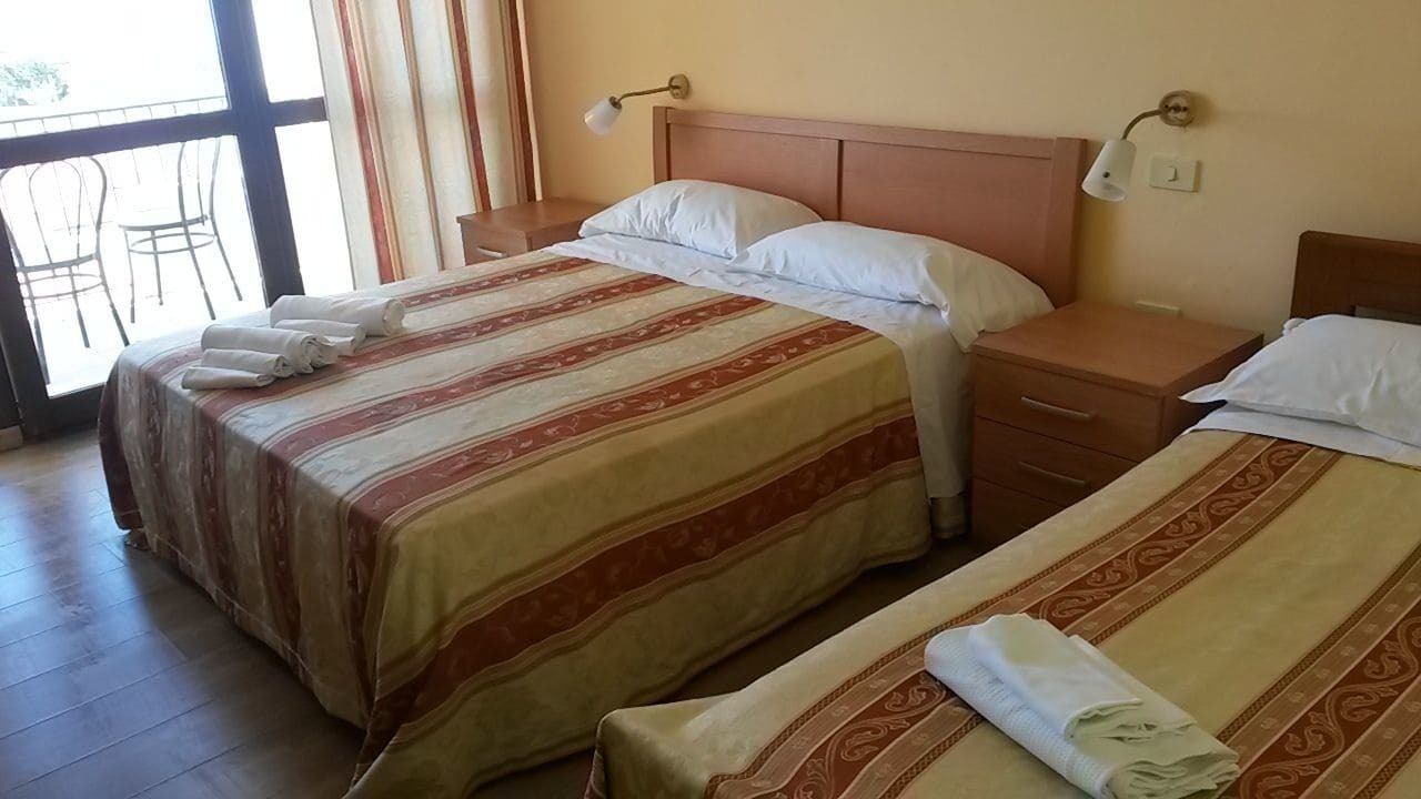 International Resort มอนดราโกเน ภายนอก รูปภาพ